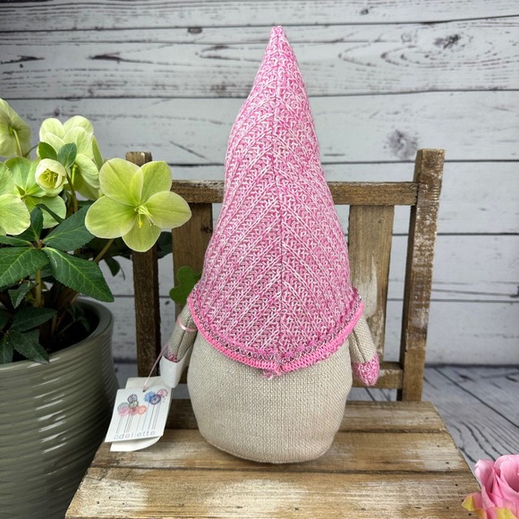 🌸 Pink Spring Bunny Gnome with Carrot – Easter Farmhouse Shelf Sitter, NWT - Picture 2 of 2